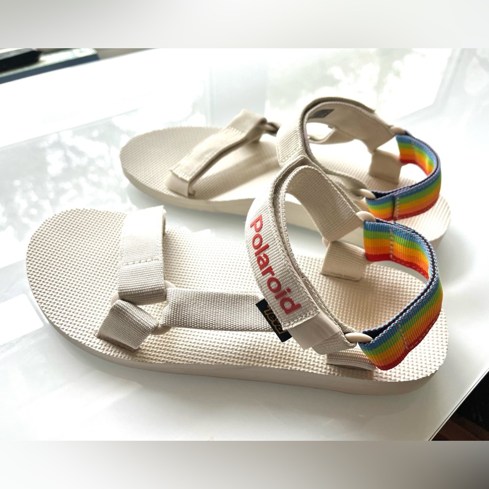New Teva x Polaroid Original Universal Men’s sandals size 9 limited-edition